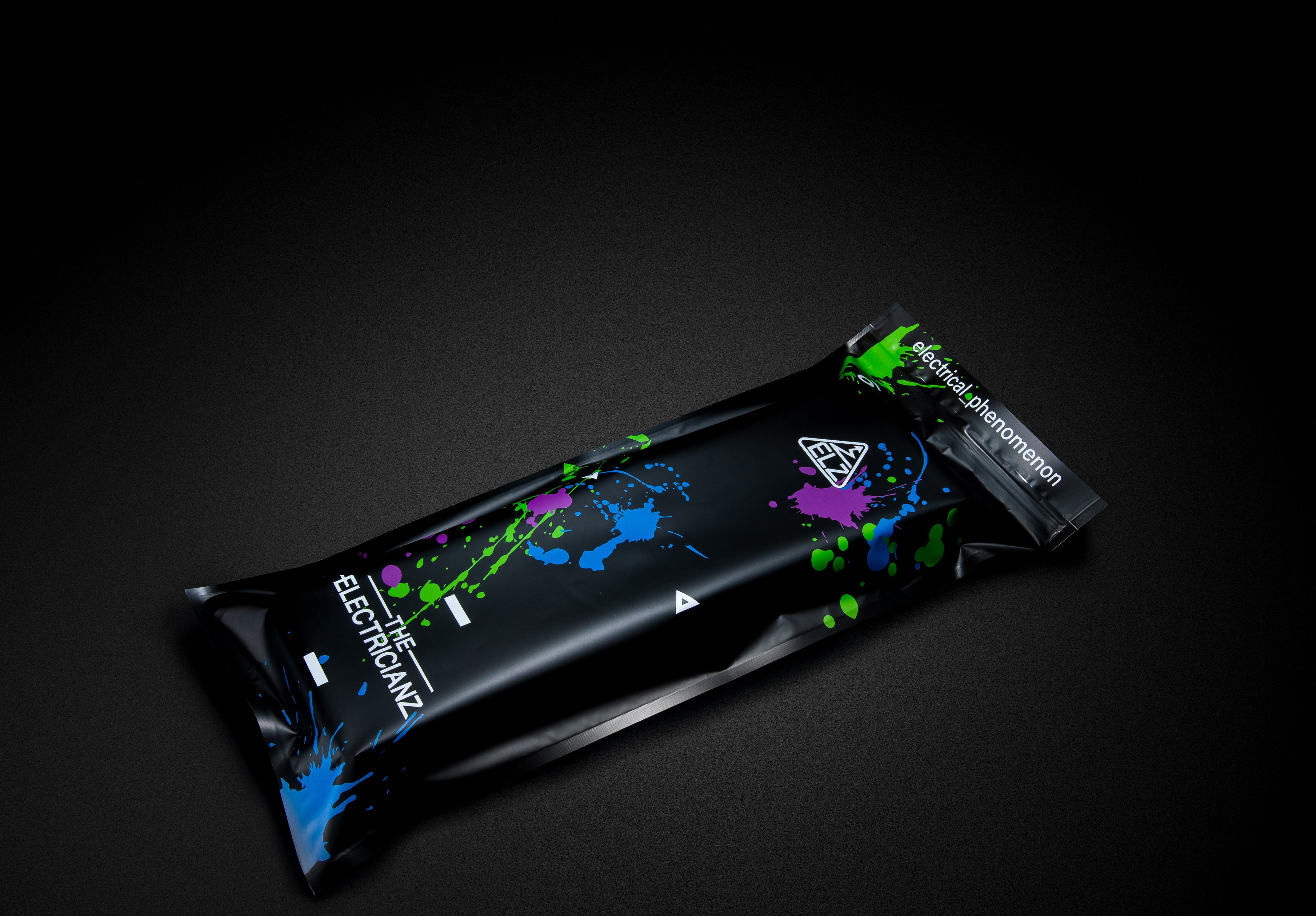 The Neon Z Black & White - ARTY EDITIONS – THE ELECTRICIANZ