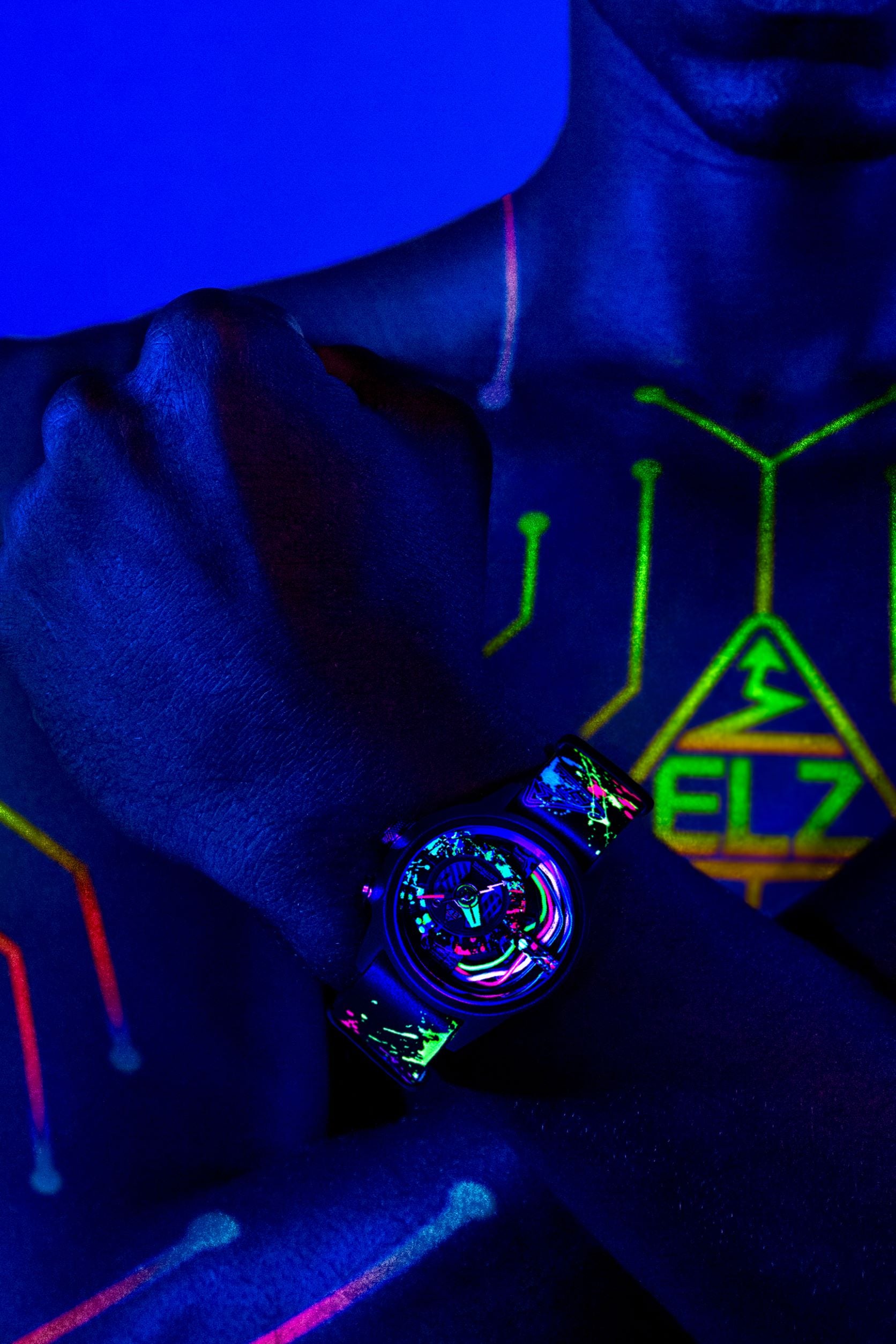 The Neon Z Black & White - ARTY EDITIONS – THE ELECTRICIANZ