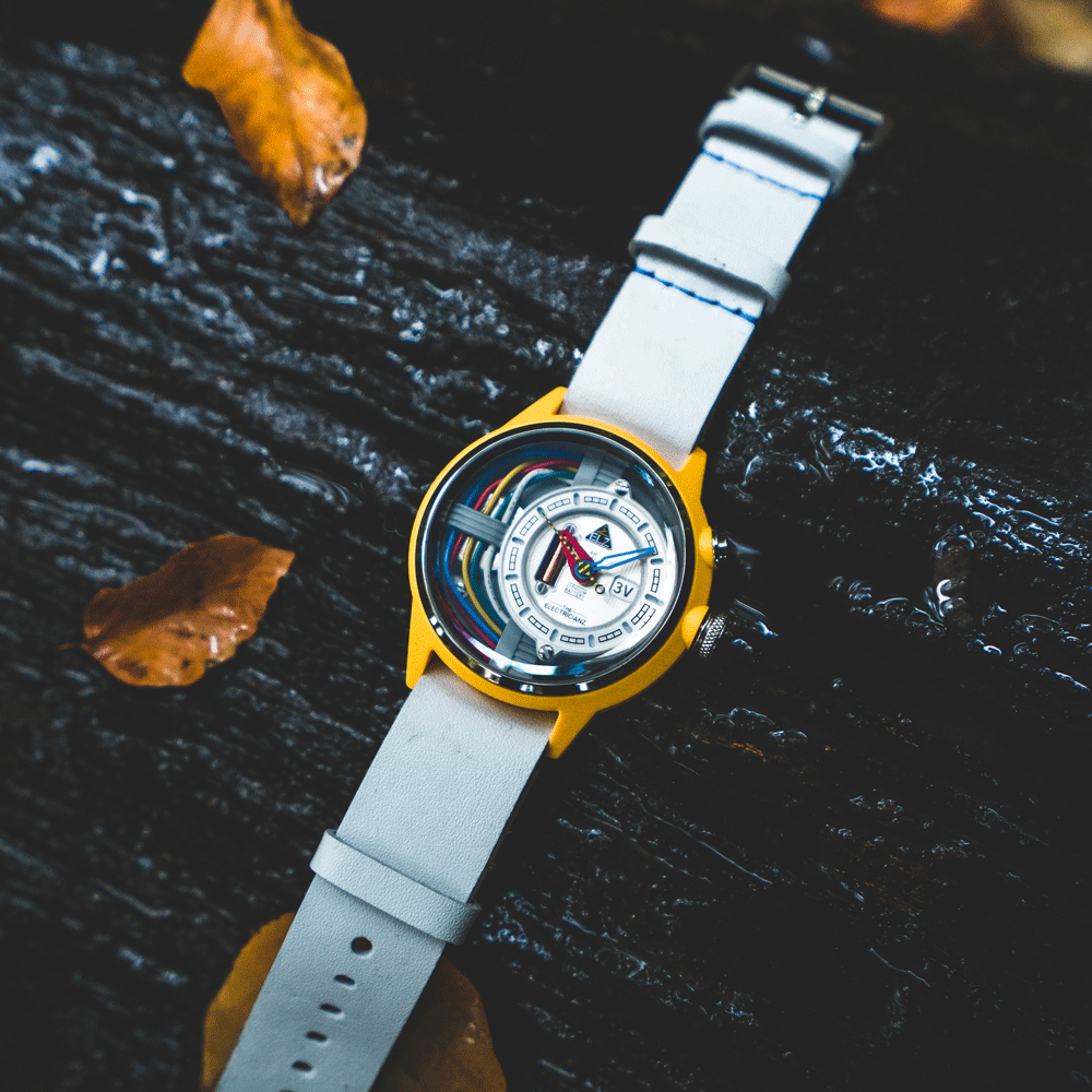 White Embroided NATO Strap (Leather)  with Yellow-red Stitching // Silver buckle